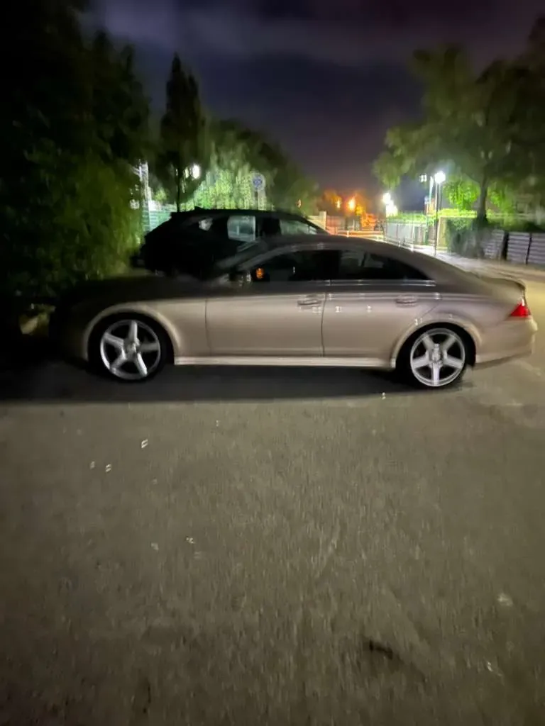 Mercedes-Benz Cls-Class