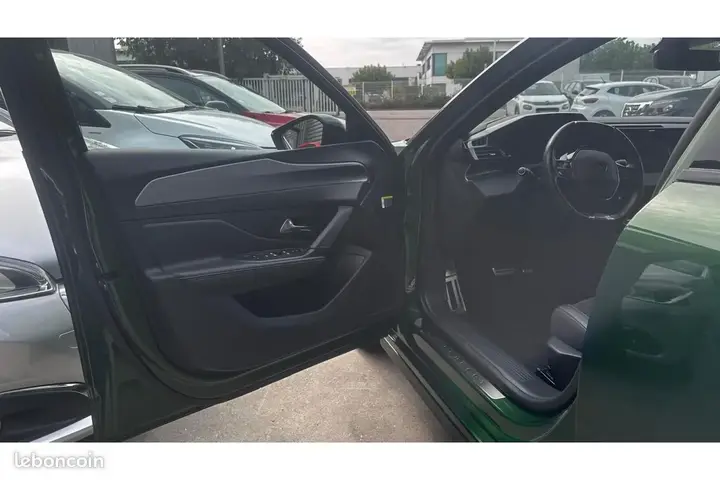 Peugeot 308 2023 photo 4
