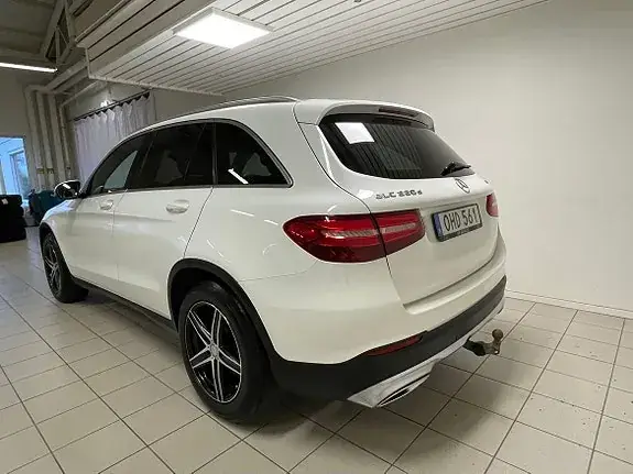 Mercedes-Benz Glc 220 D 2017 photo 3