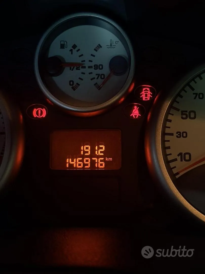 Peugeot 207 2009 photo 4