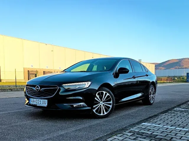 Opel Insignia 2018 photo 2