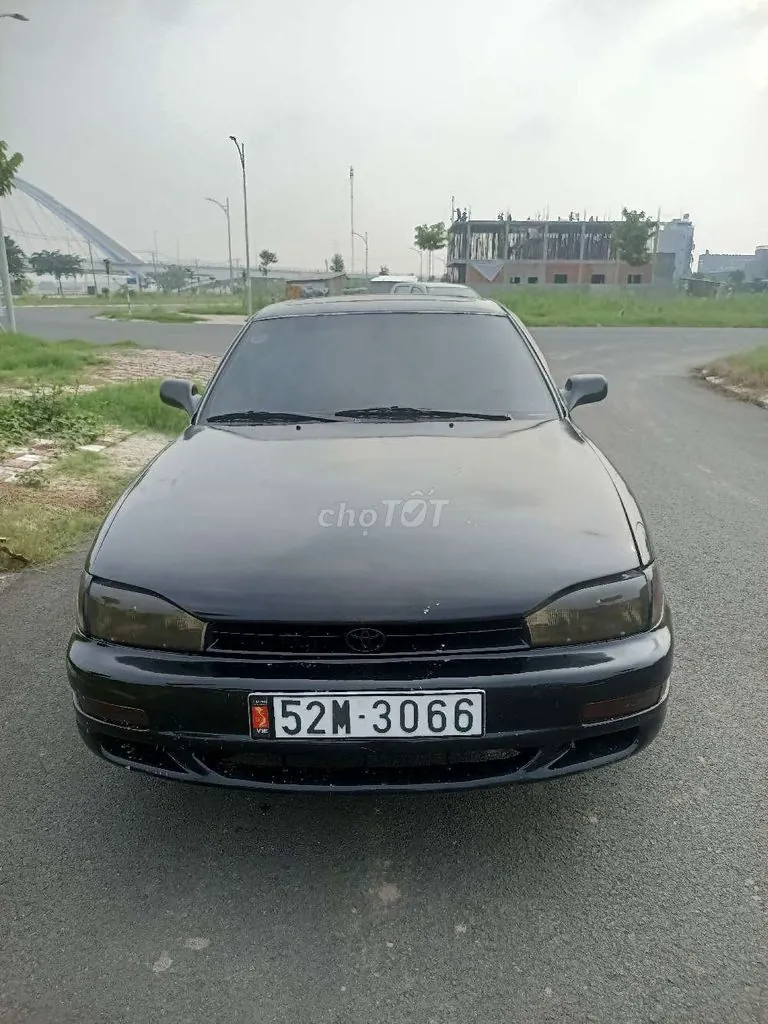 Toyota Camry 1993 photo 2