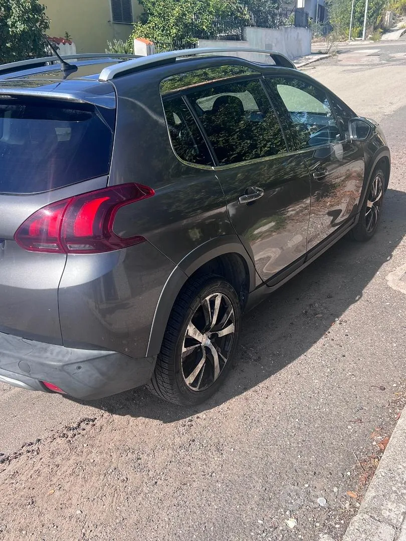 Peugeot 2008 2017 photo 4