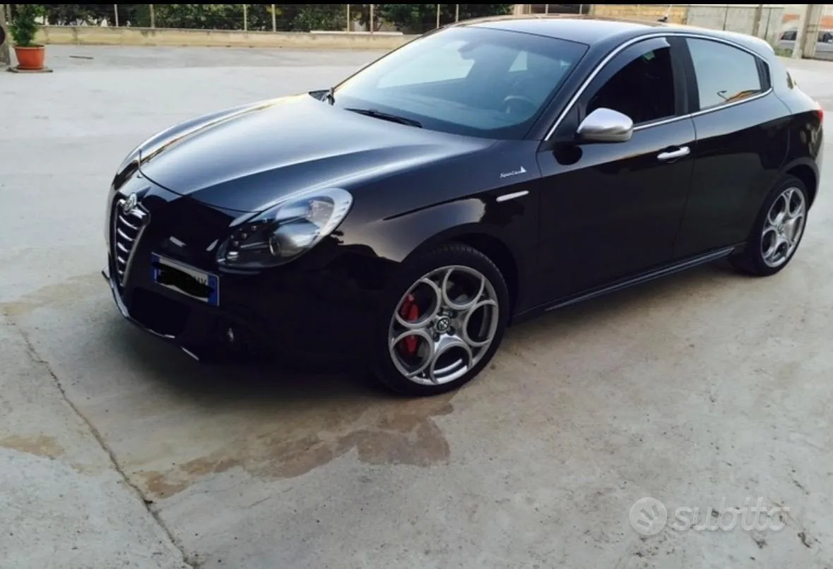 Alfa Romeo Giulietta 2013 photo 3