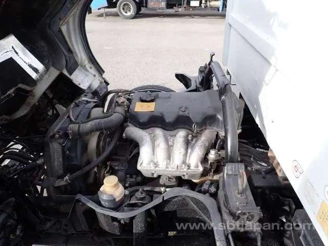 Mitsubishi Canter 2004 photo 5
