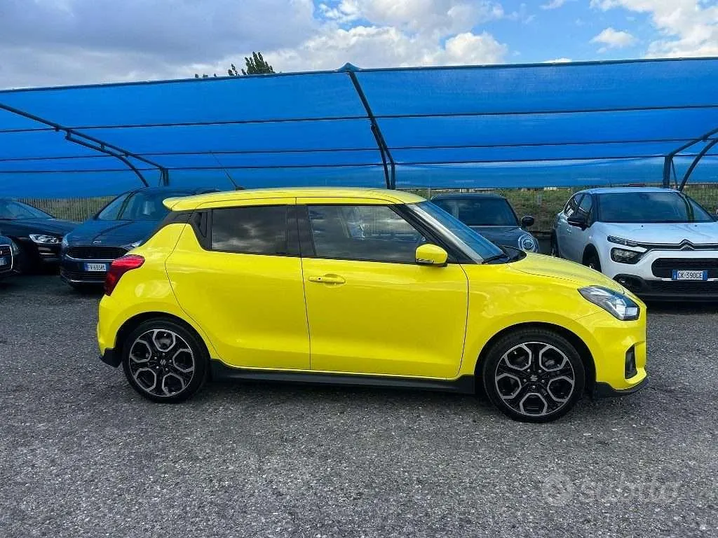 Suzuki Swift 2022 photo 3