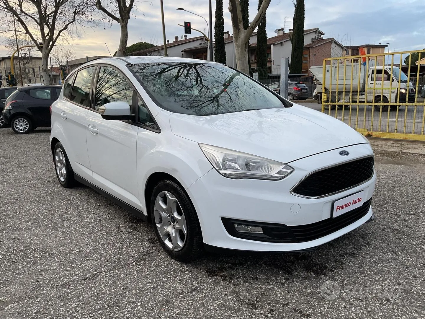 Ford C-Max 2016 photo 3
