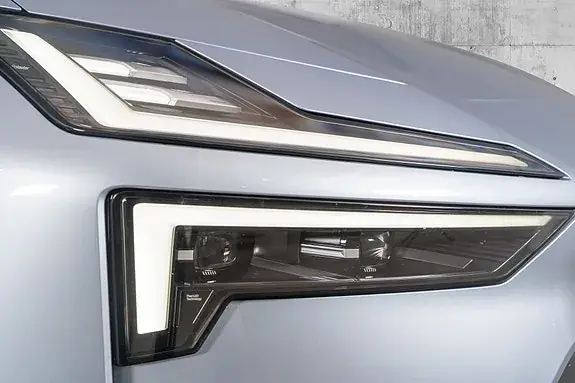 Polestar 4 2025 photo 3