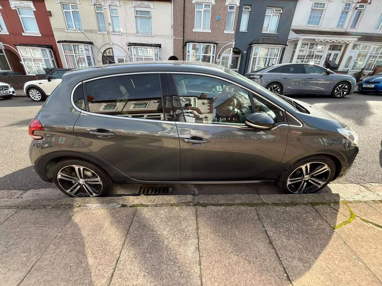 Peugeot 208 2016 photo 4