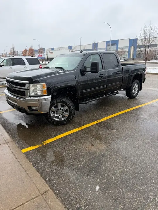 GMC Sierra 3500 2011 photo 2