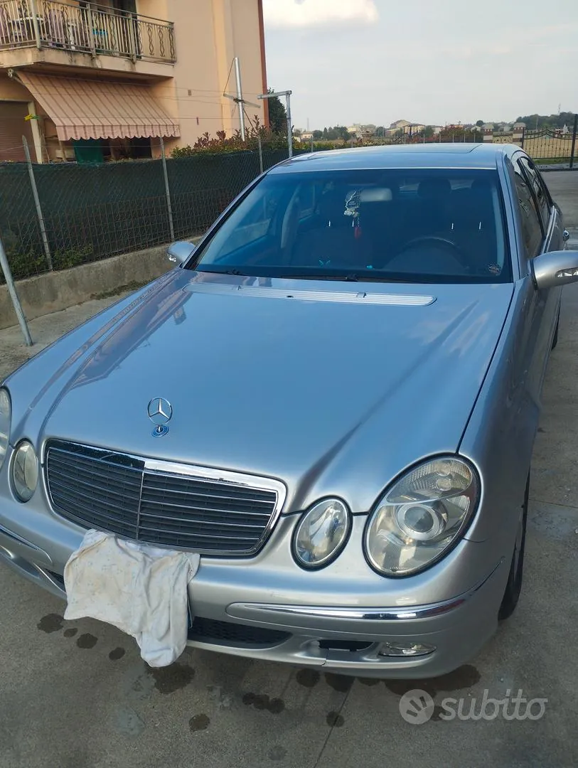 Mercedes-Benz E 2002 photo 5
