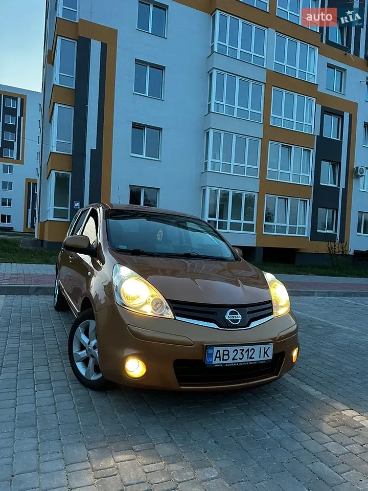 Nissan Note 2009 photo 5