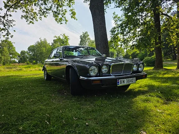 Jaguar Xj 1986 photo 3