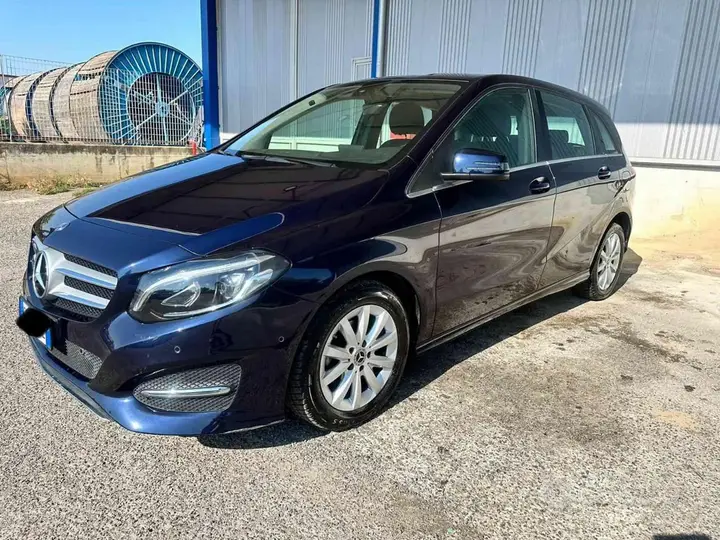Mercedes-Benz B 2018 photo 2
