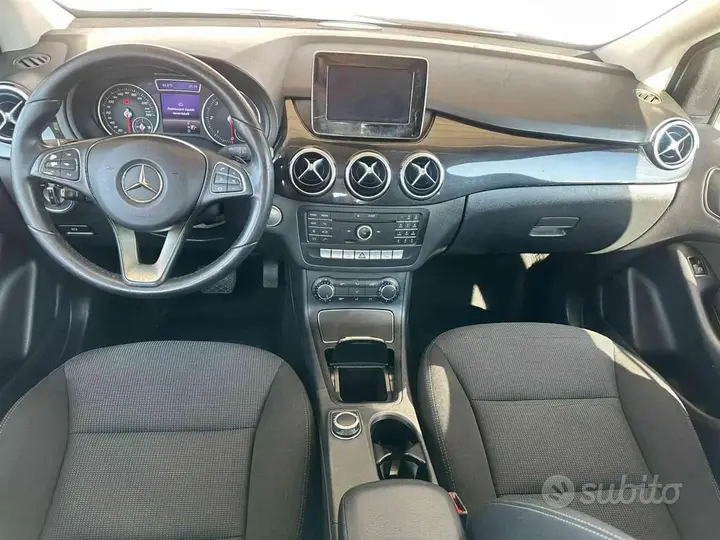 Mercedes-Benz B 2018 photo 5