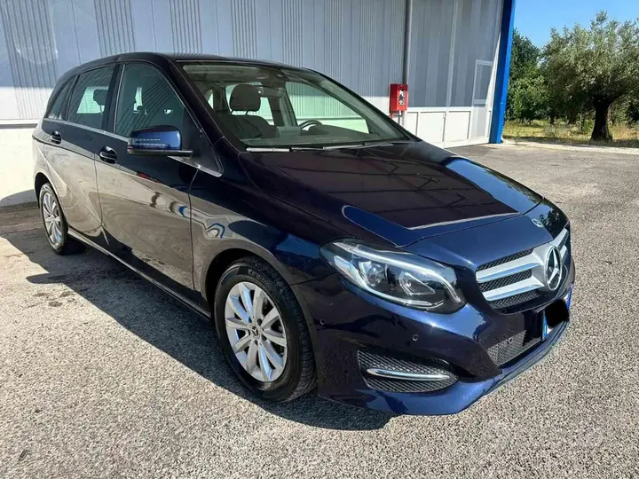 Mercedes-Benz B