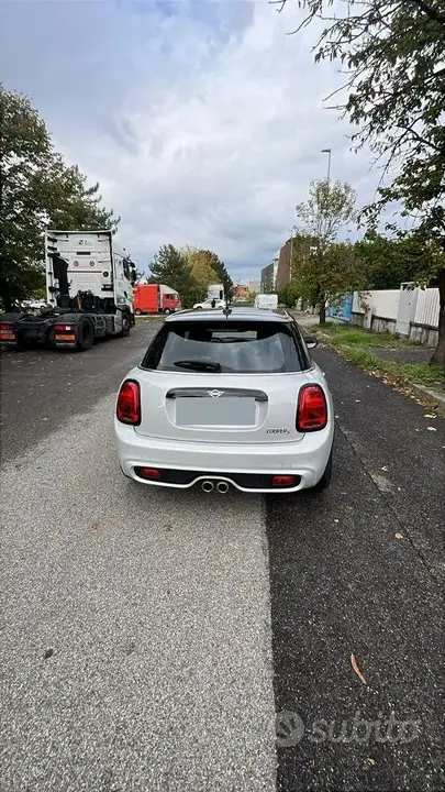 Mini Cooper S 2020 photo 3