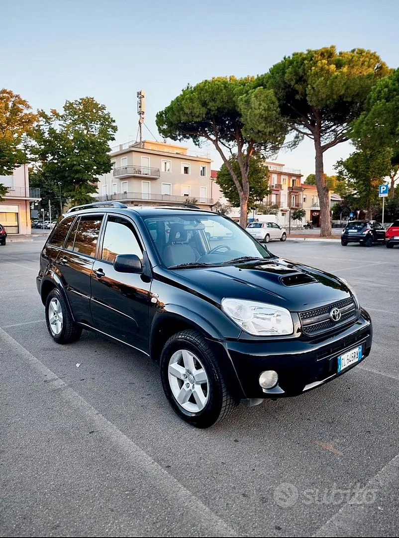 Toyota Rav4 2004 photo 4