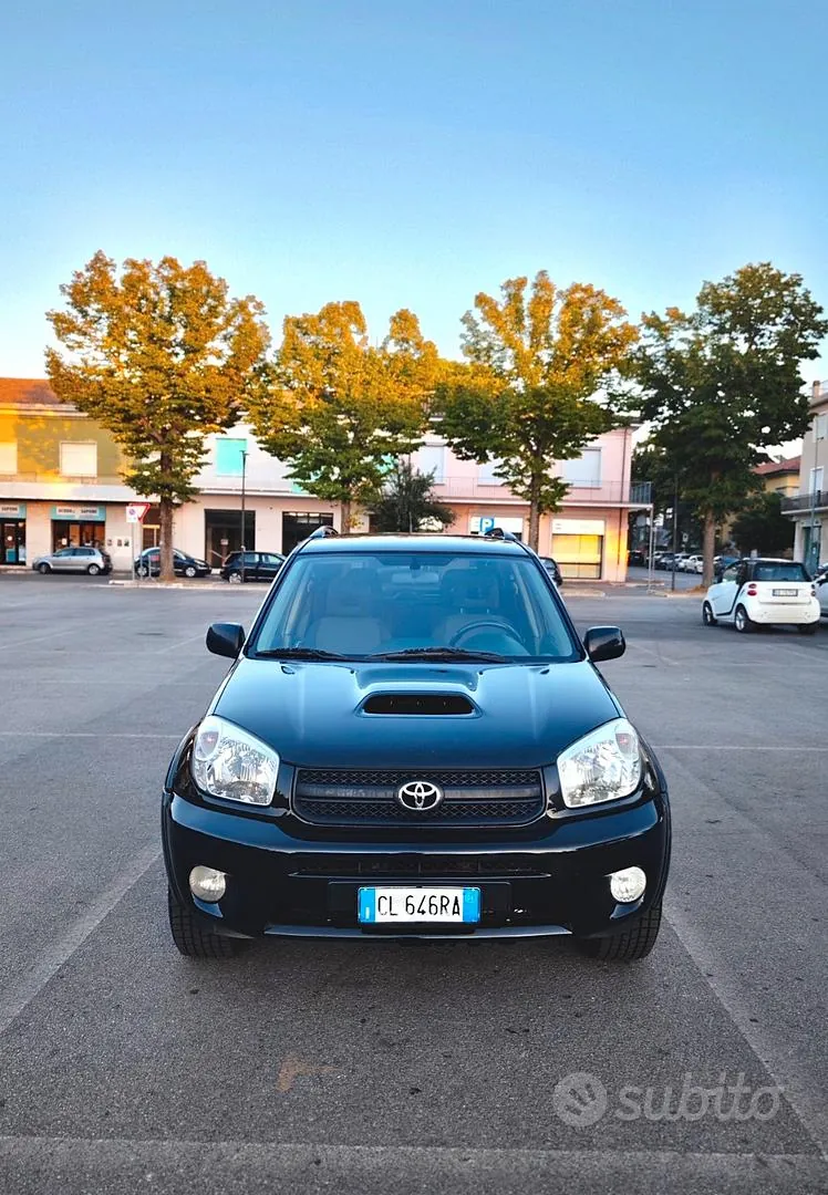 Toyota Rav4 2004 photo 2