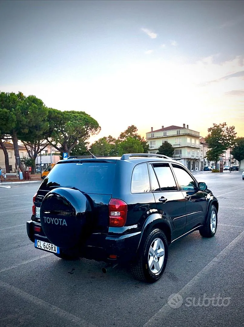 Toyota Rav4 2004 photo 3
