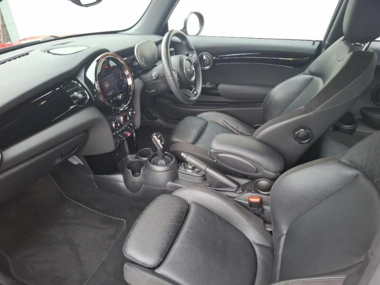 Mini Hatch 2022 photo 5
