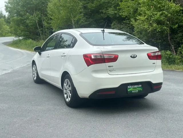 Kia Rio 2014 photo 2
