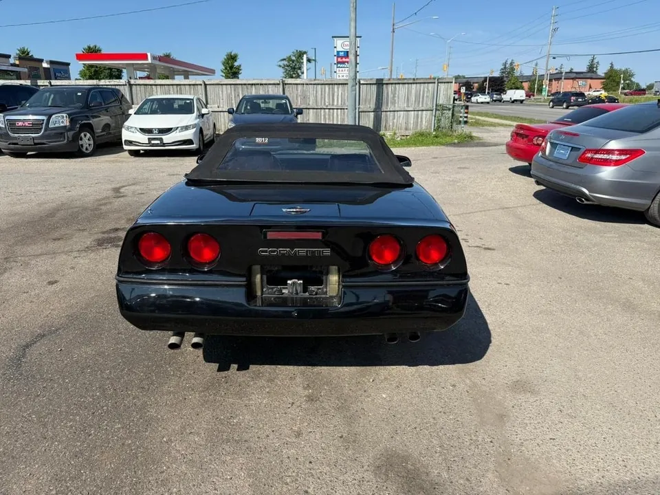 Chevrolet Corvette 1989 photo 4