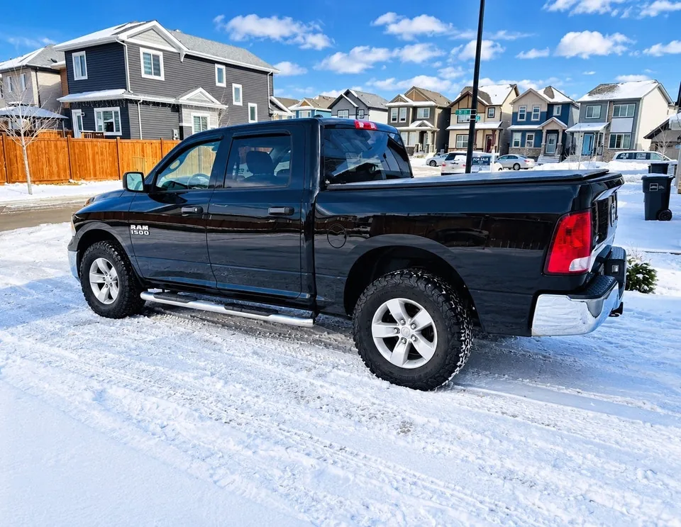 Dodge Ram 1500 2013 photo 2