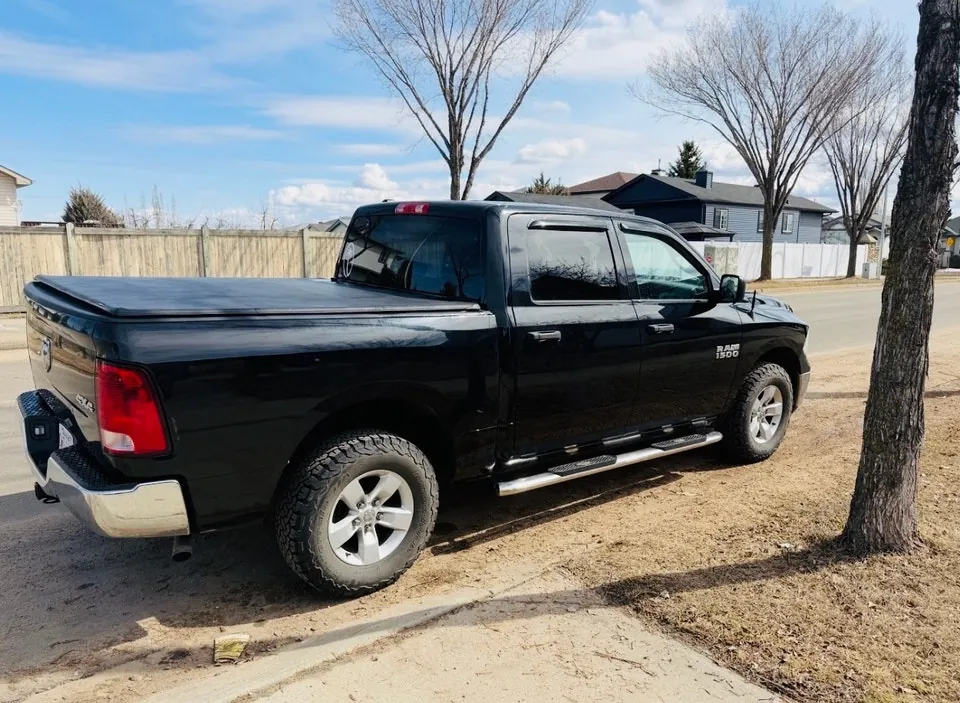Dodge Ram 1500 2013 photo 3