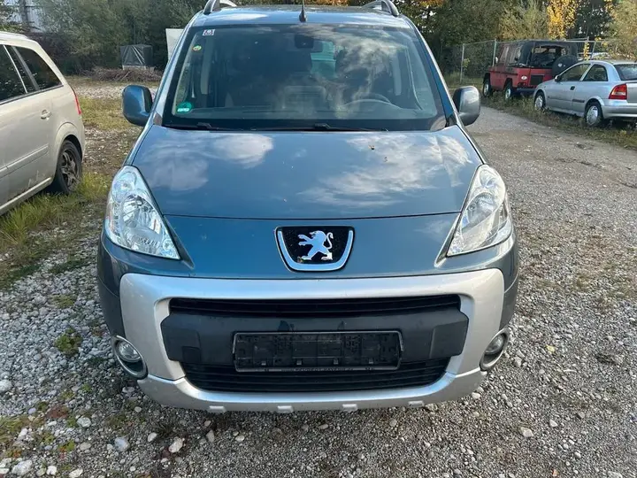 Peugeot 205