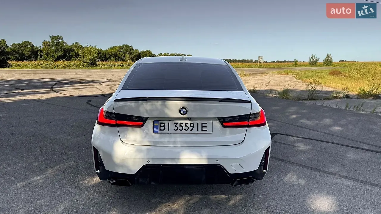 BMW 3 Series 2020 photo 2