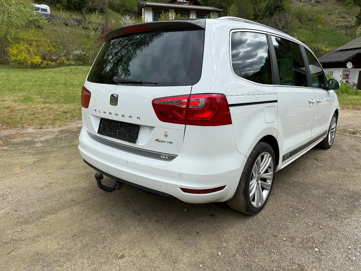 Seat Alhambra 2015 photo 3
