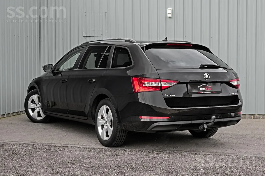 Skoda Superb 2016 photo 4