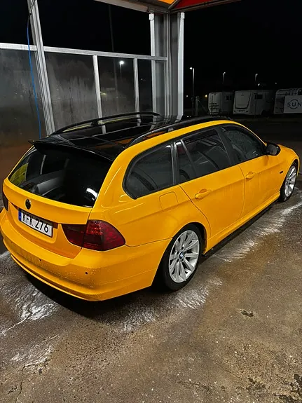 BMW 320D 2010 photo 3