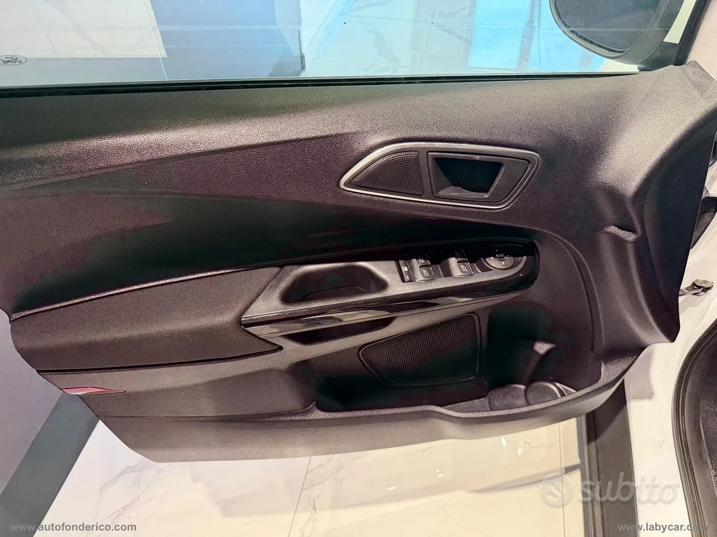 Ford B-Max 2013 photo 4
