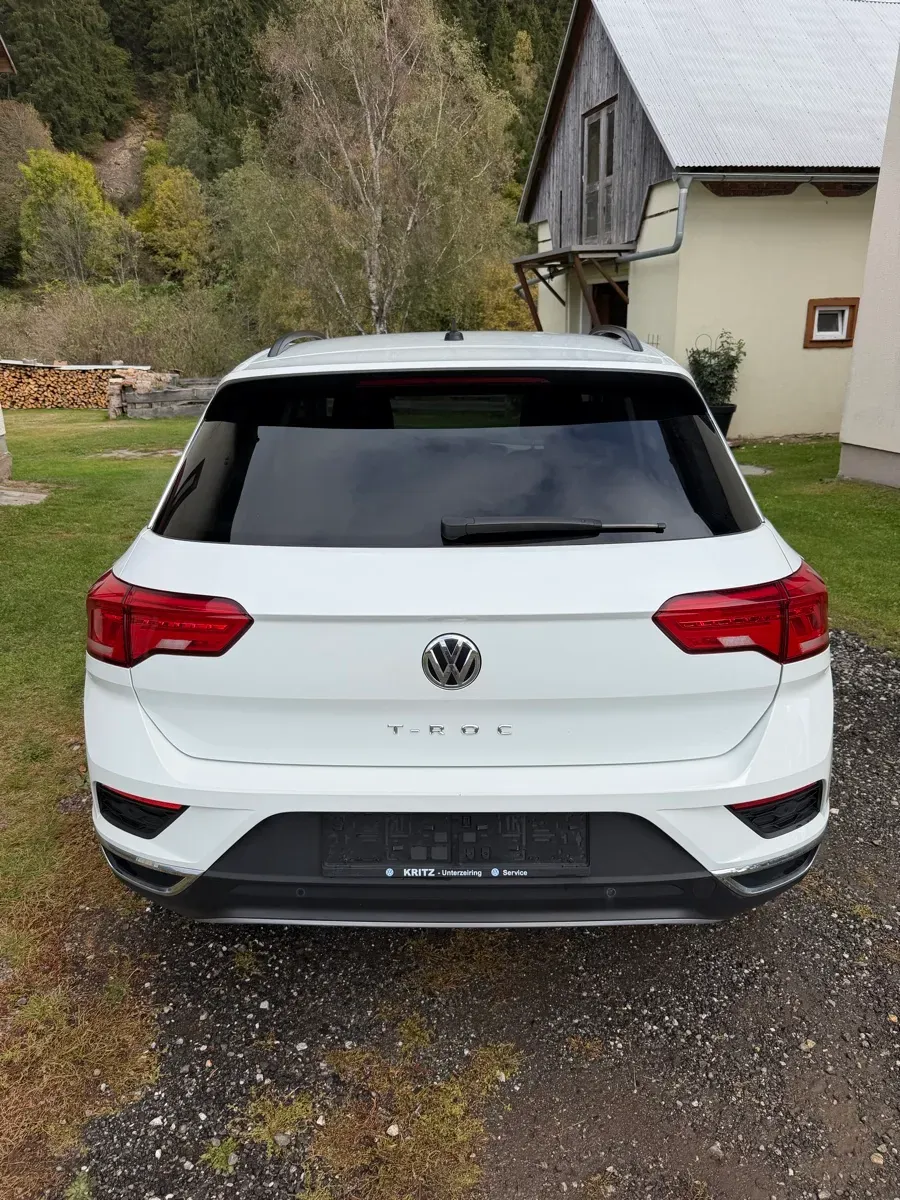 Volkswagen T-Roc 2020 photo 2