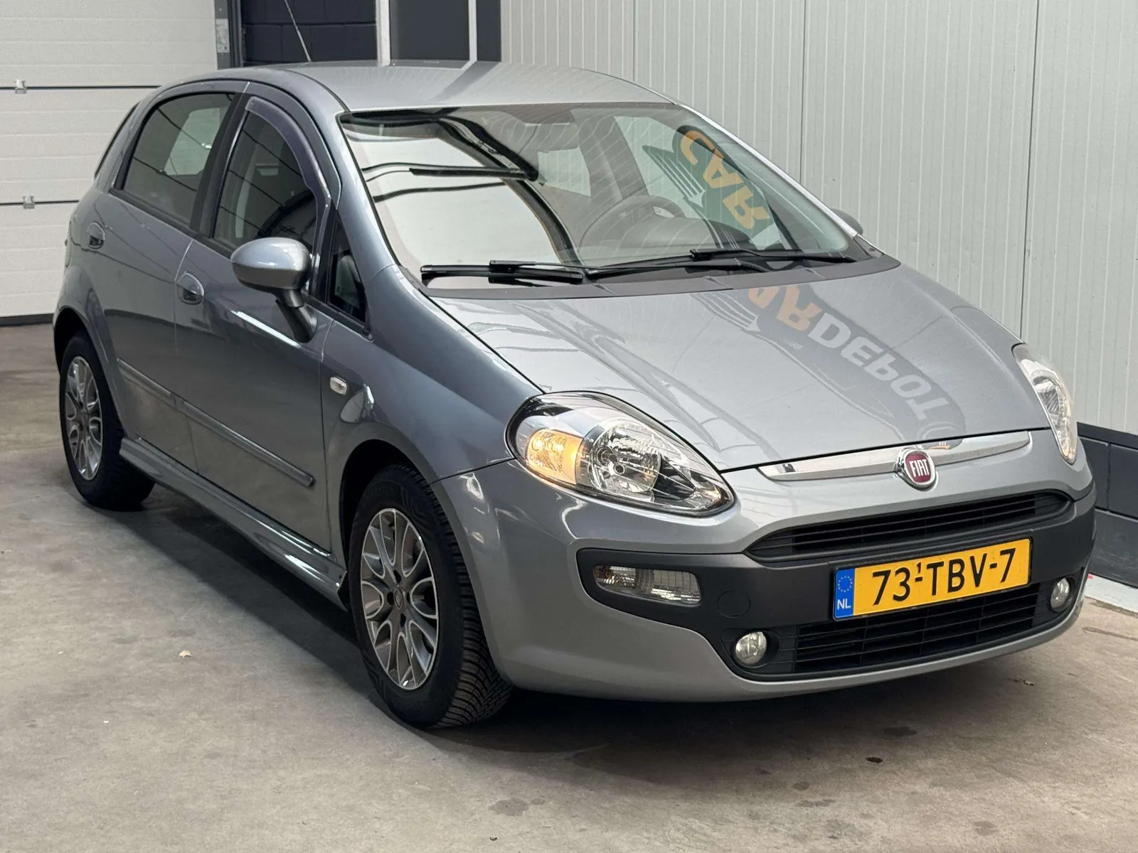 Fiat Punto Evo 2012 photo 3