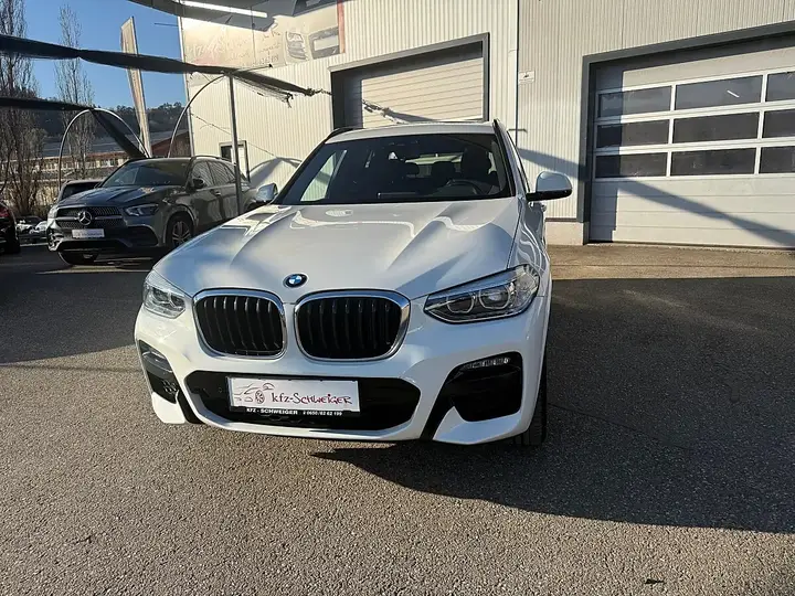 BMW X3 2021 photo 2
