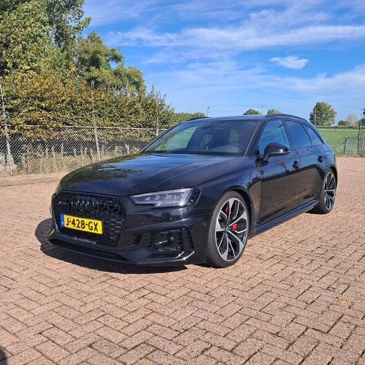 Audi A4 Avant 2019 photo 2