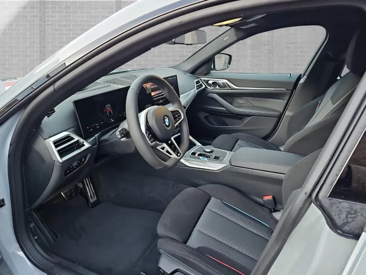 BMW I4 2025 photo 4