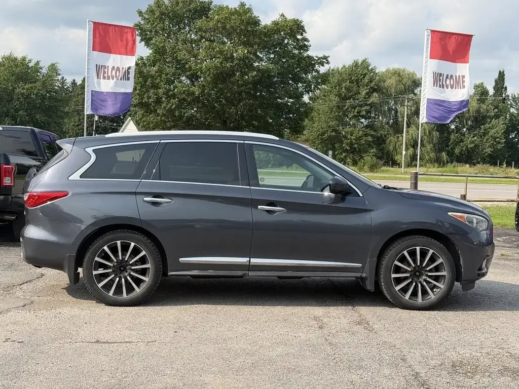 Infiniti Jx35 2013 photo 2