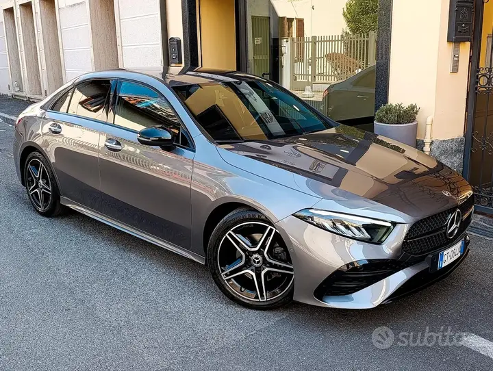 Mercedes-Benz A 200