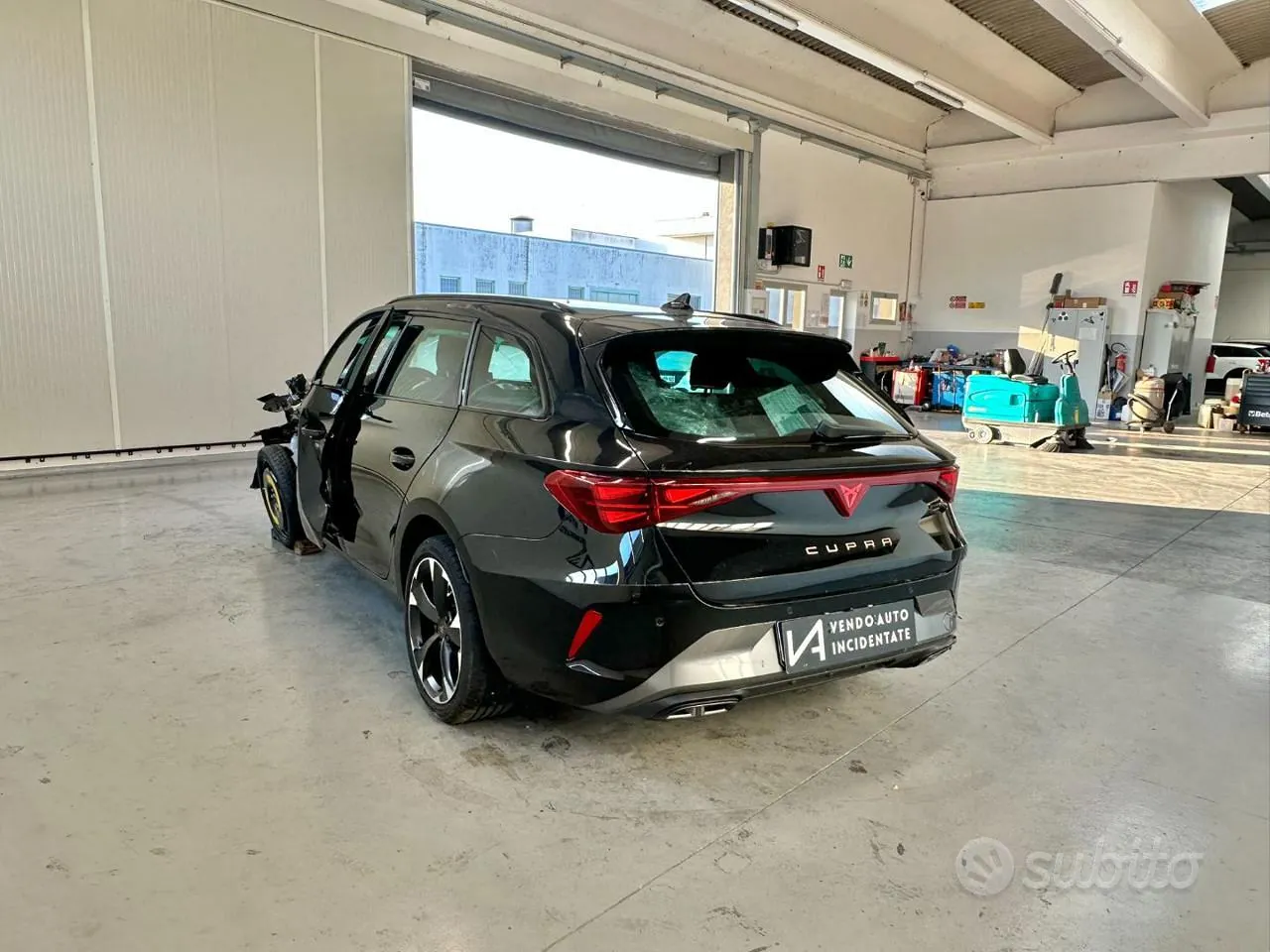 Cupra Leon Sportstourer 2025 photo 5