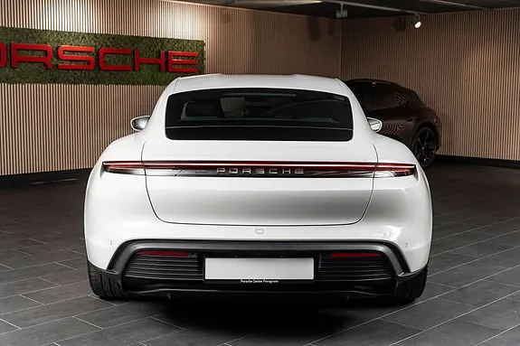 Porsche Taycan 2025 photo 3