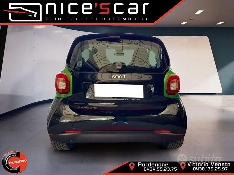 Smart Fortwo 2018 photo 5