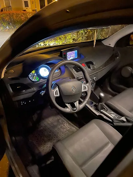 Renault Megane Iii 2010 photo 4