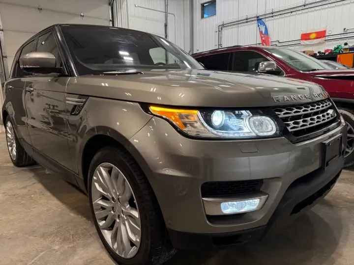 Land Rover Range Rover Sport 2017 photo 5