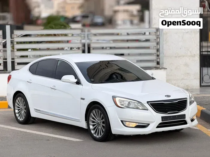 Kia Cadenza 2012 photo 4