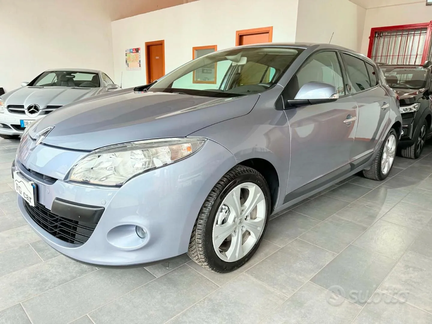 Renault Megane 2009 photo 2