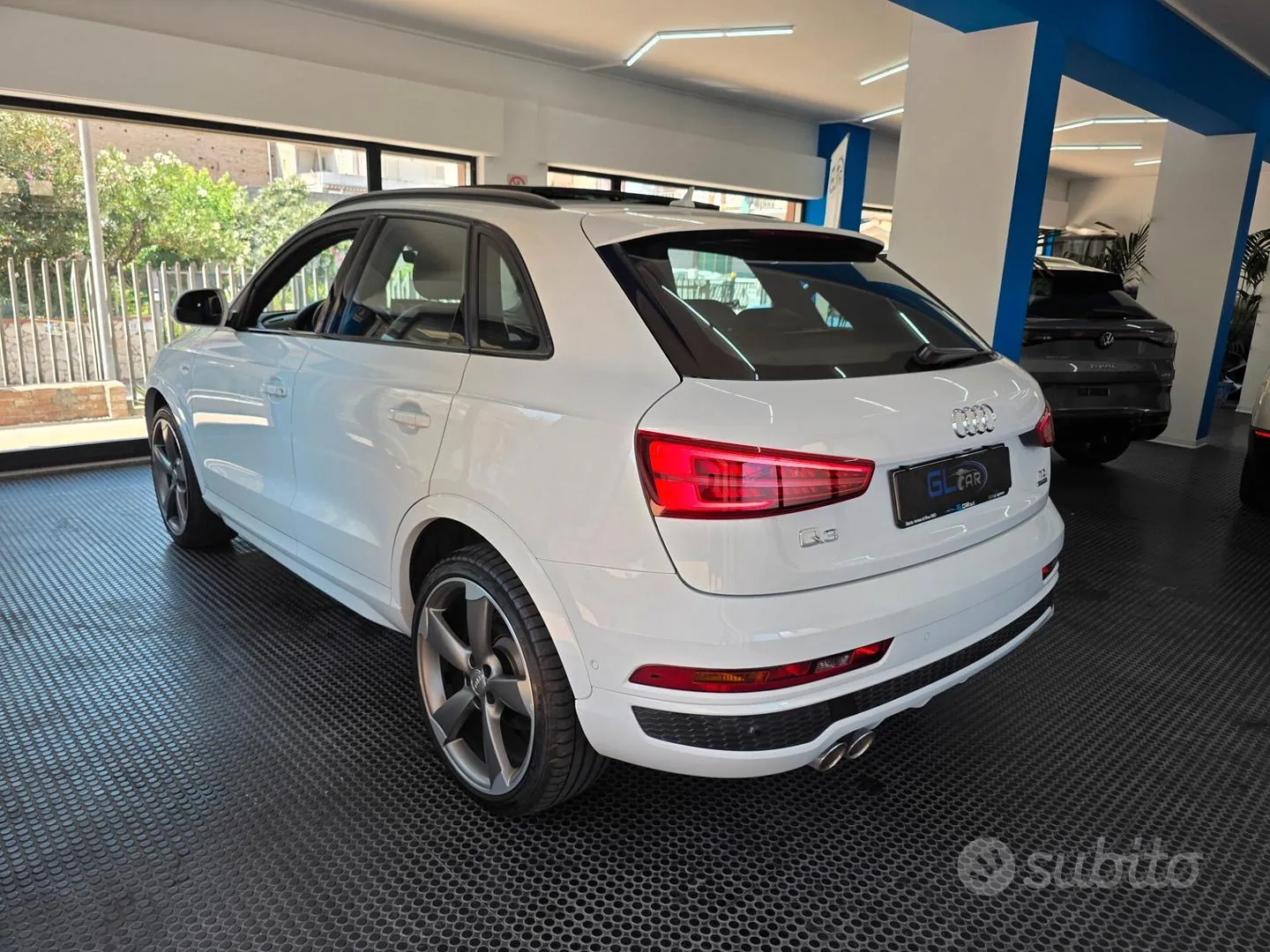 Audi Q3 2016 photo 5